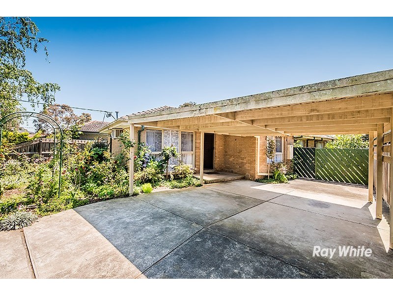 9 Ardmore Street, Cranbourne VIC 3977