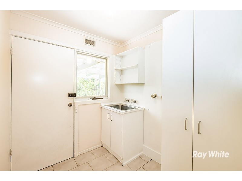 9 Ardmore Street, Cranbourne VIC 3977