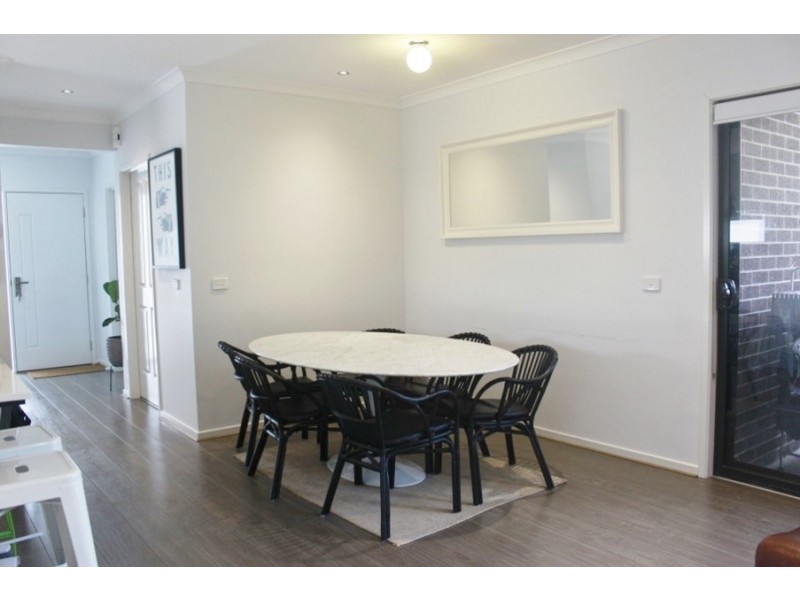 13 Canmore Street, Cranbourne East VIC 3977