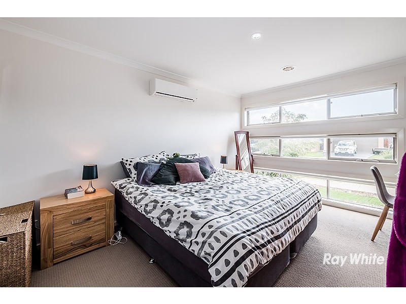 69 Brocker Street, Clyde North VIC 3978
