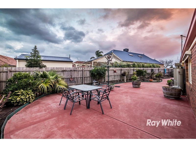 20 Caversham Terrace, Lynbrook VIC 3975