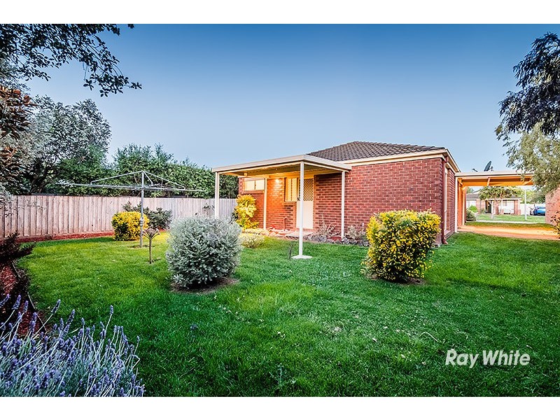 56 Hamilton Drive, Cranbourne North VIC 3977