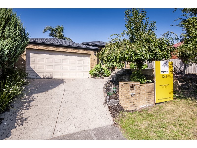 8 Bounty Way, Berwick VIC 3806