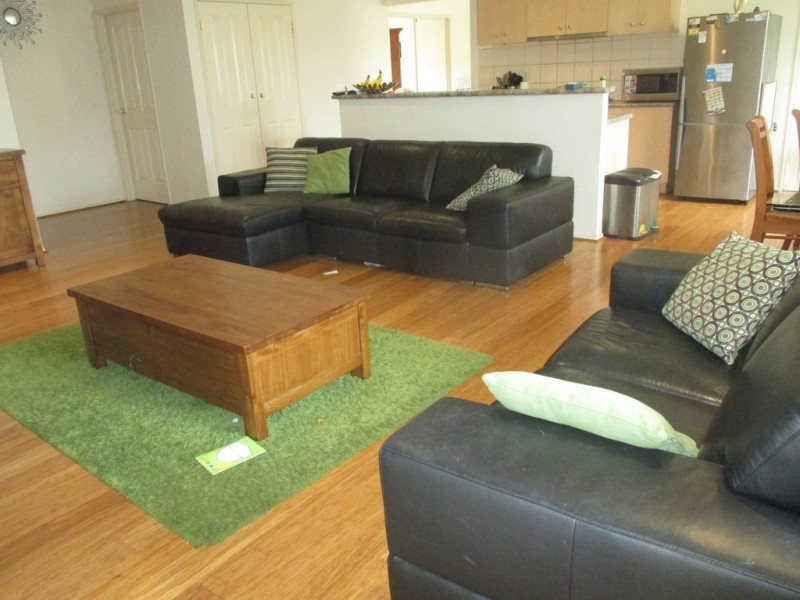 8 Bounty Way, Berwick VIC 3806