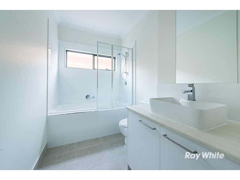 9A Hotham Street, Cranbourne VIC 3977