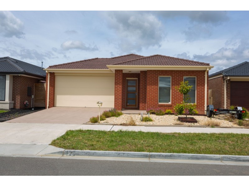 50 Belcam Circuit, Clyde North VIC 3978