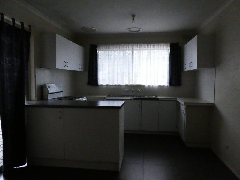 28 Cochrane Street, Cranbourne VIC 3977