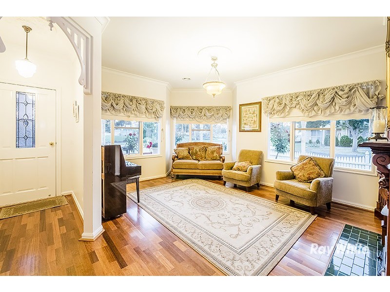 101 Aylmer Road, Lynbrook VIC 3975