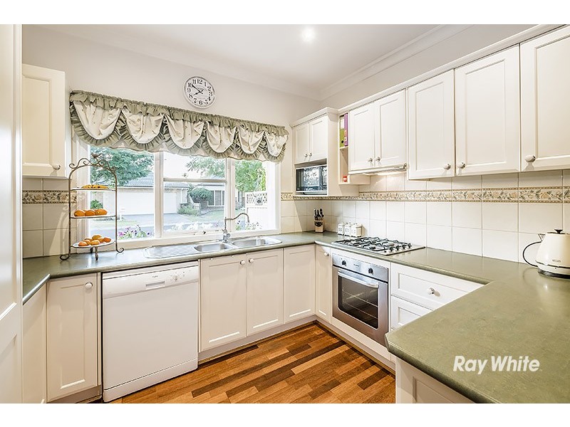 101 Aylmer Road, Lynbrook VIC 3975