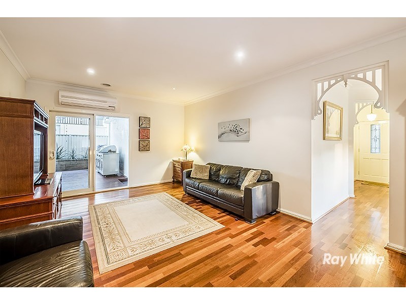 101 Aylmer Road, Lynbrook VIC 3975