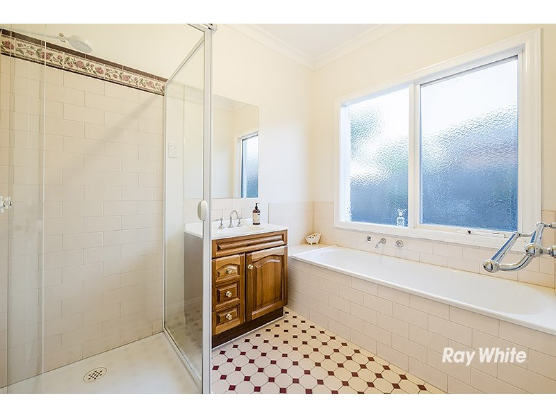 101 Aylmer Road, Lynbrook VIC 3975