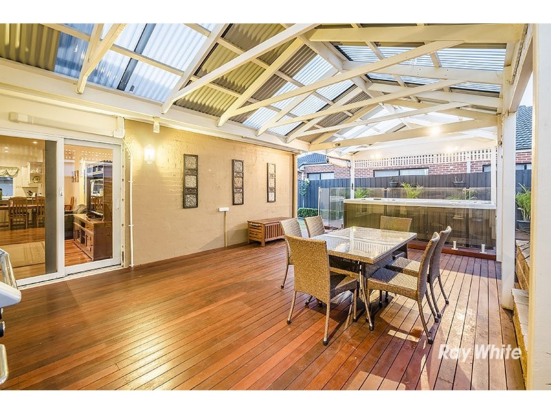 101 Aylmer Road, Lynbrook VIC 3975