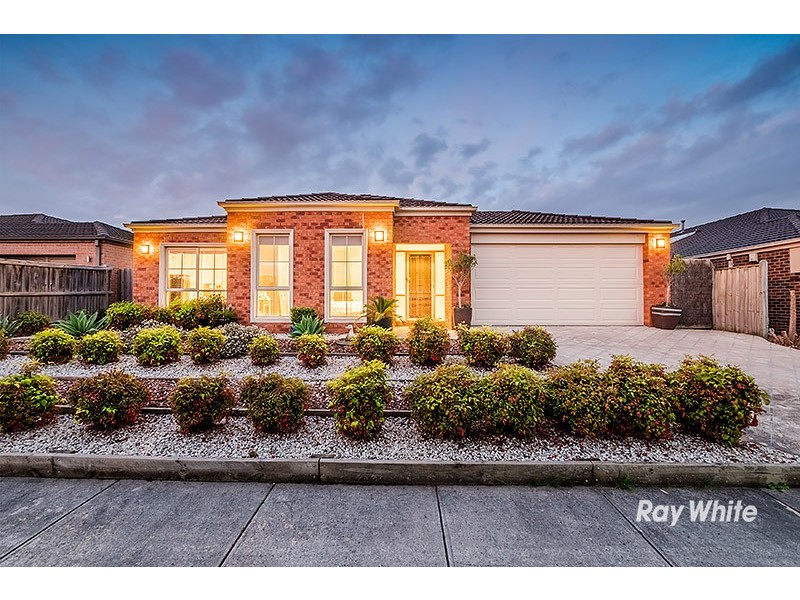 11 Rose Bush Crt, Lyndhurst VIC 3975