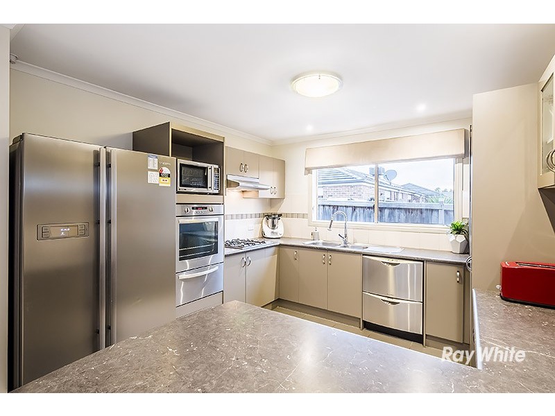 7 Trevino Way, Cranbourne North VIC 3977