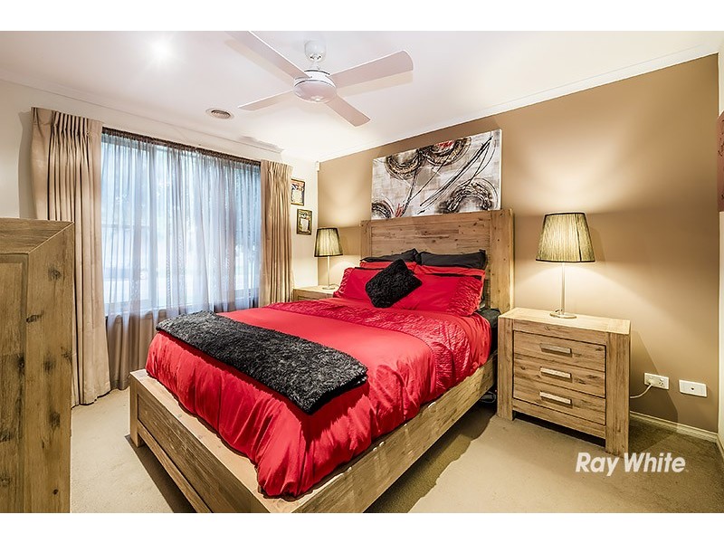 7 Trevino Way, Cranbourne North VIC 3977