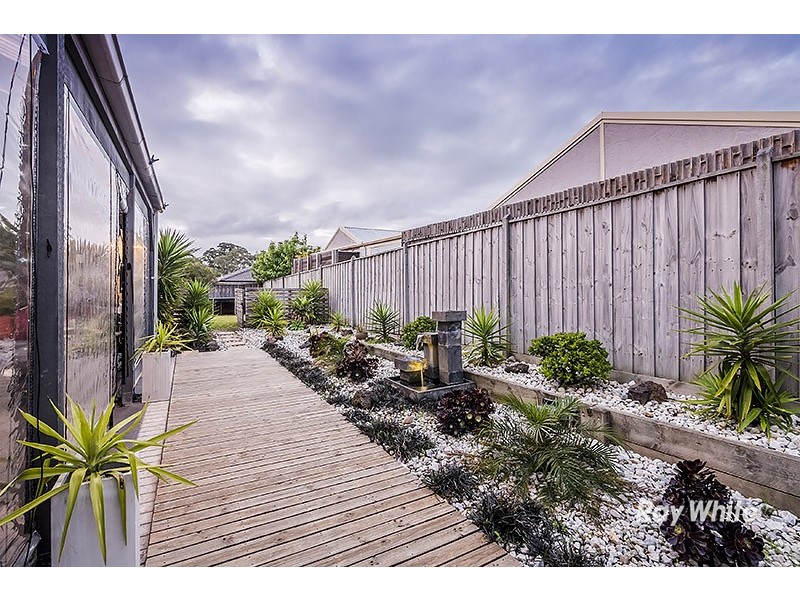 7 Trevino Way, Cranbourne North VIC 3977