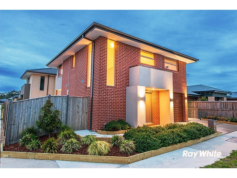 12 Crowe Avenue, Cranbourne West VIC 3977