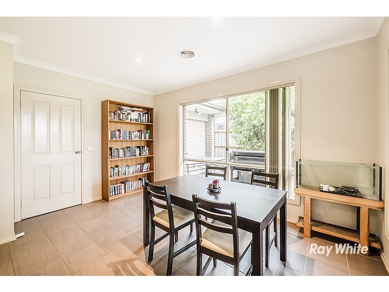 4 Ned Street, Cranbourne East VIC 3977