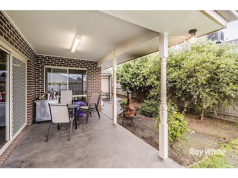 4 Ned Street, Cranbourne East VIC 3977