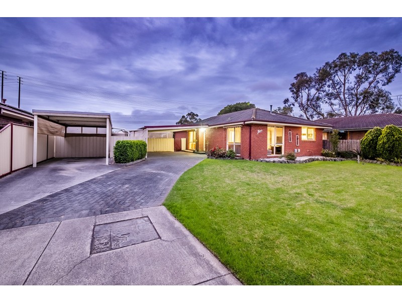 3 Rose Lane, Cranbourne VIC 3977