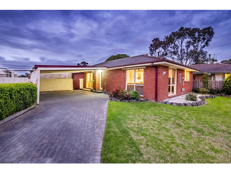 3 Rose Lane, Cranbourne VIC 3977