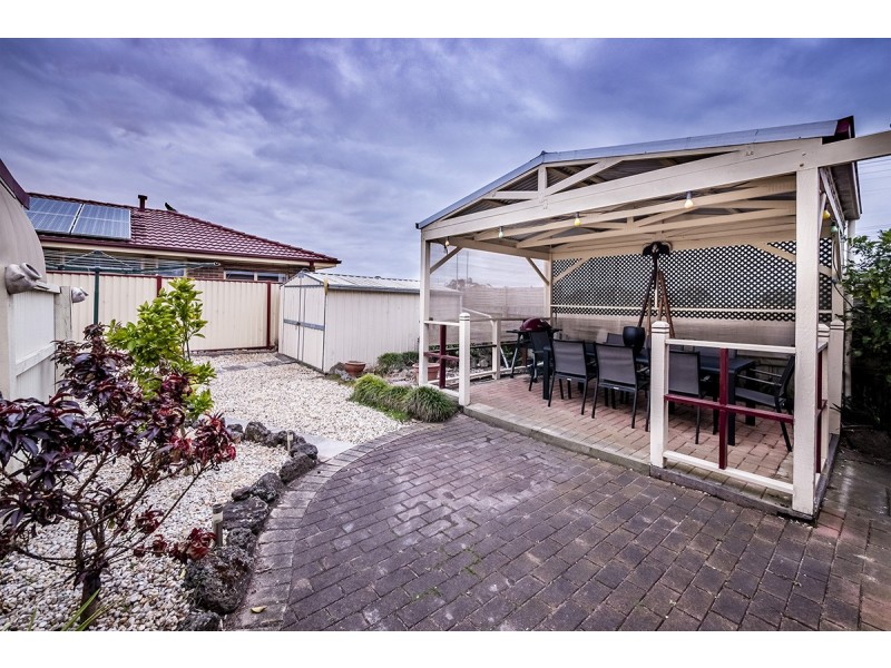 3 Rose Lane, Cranbourne VIC 3977