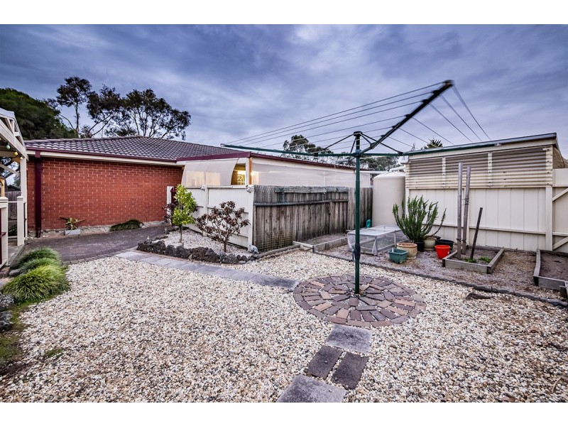 3 Rose Lane, Cranbourne VIC 3977