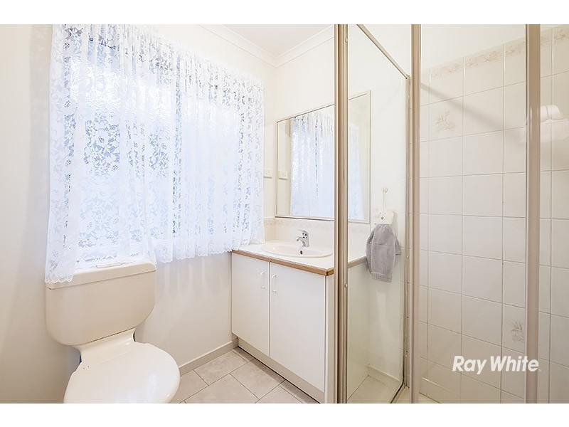 4 Reginald Court, Cranbourne West VIC 3977