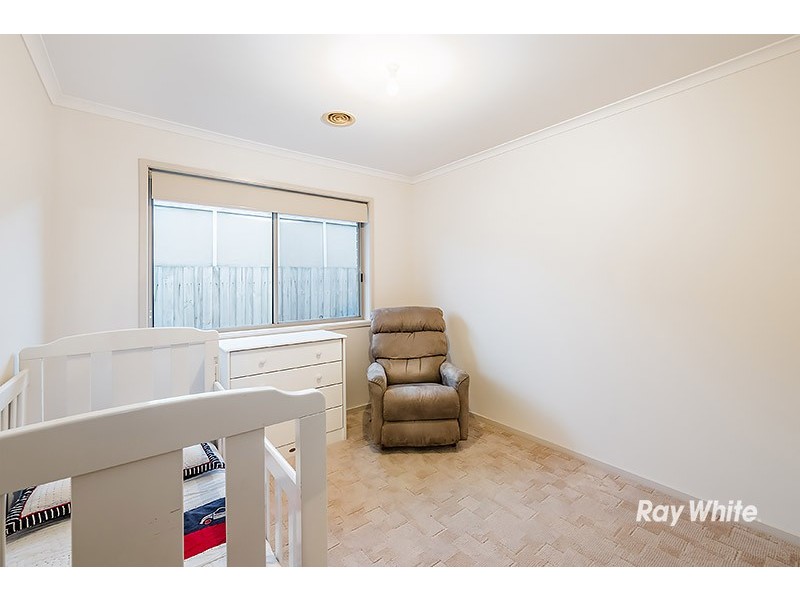 4 Reginald Court, Cranbourne West VIC 3977