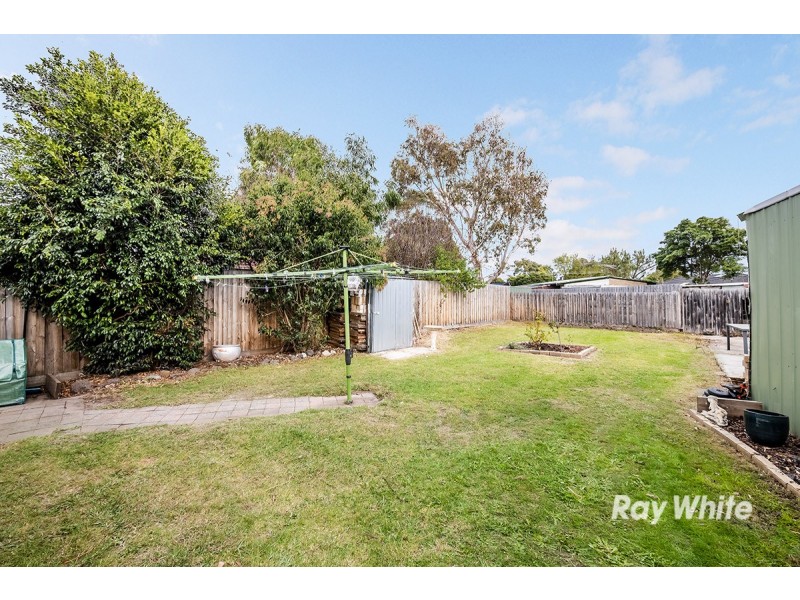9 Delmont Court, Cranbourne VIC 3977
