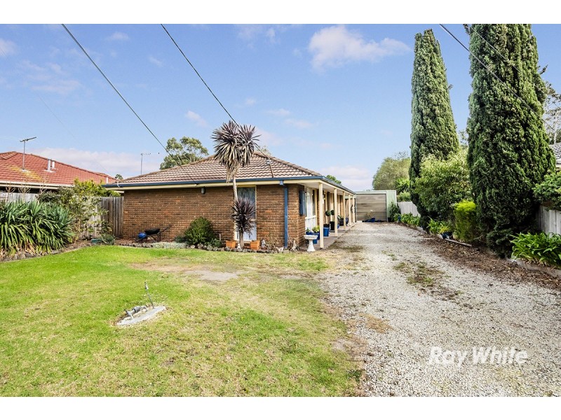 9 Delmont Court, Cranbourne VIC 3977