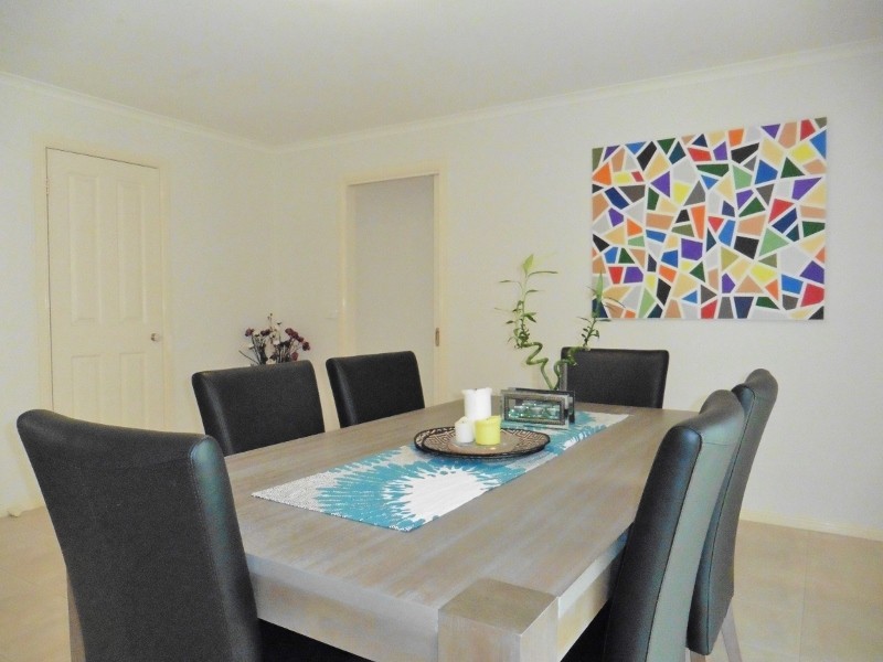 44 Ardblair Terrace, Narre Warren South VIC 3805