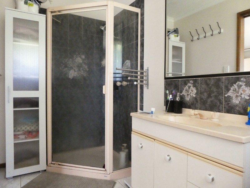 12 Lonsdale Crescent, Cranbourne North VIC 3977