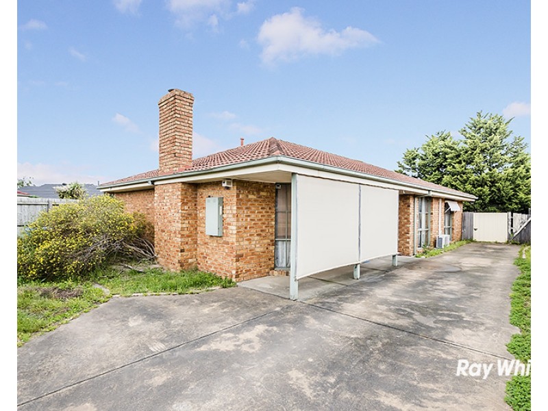 9 Filbert Court, Cranbourne North VIC 3977