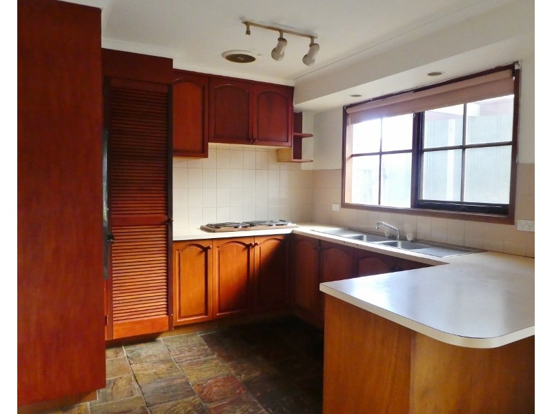 9 Filbert Court, Cranbourne North VIC 3977