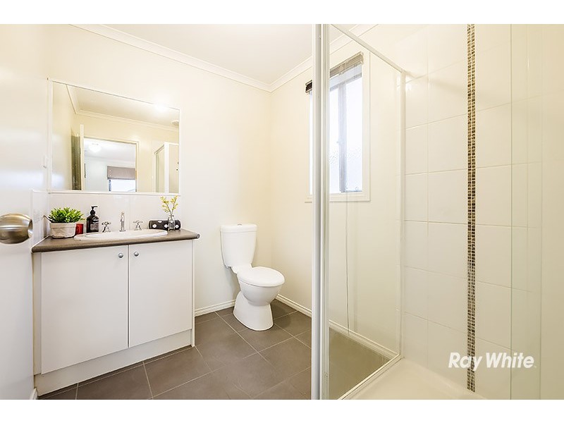 135 Blue Horizons Way, Pakenham VIC 3810