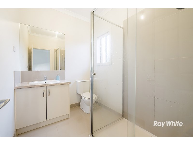 4 San Fratello Street, Clyde North VIC 3978