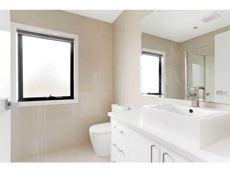 8/135-137 Cardinal Road, Glenroy VIC 3046