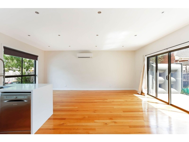 8/135-137 Cardinal Road, Glenroy VIC 3046
