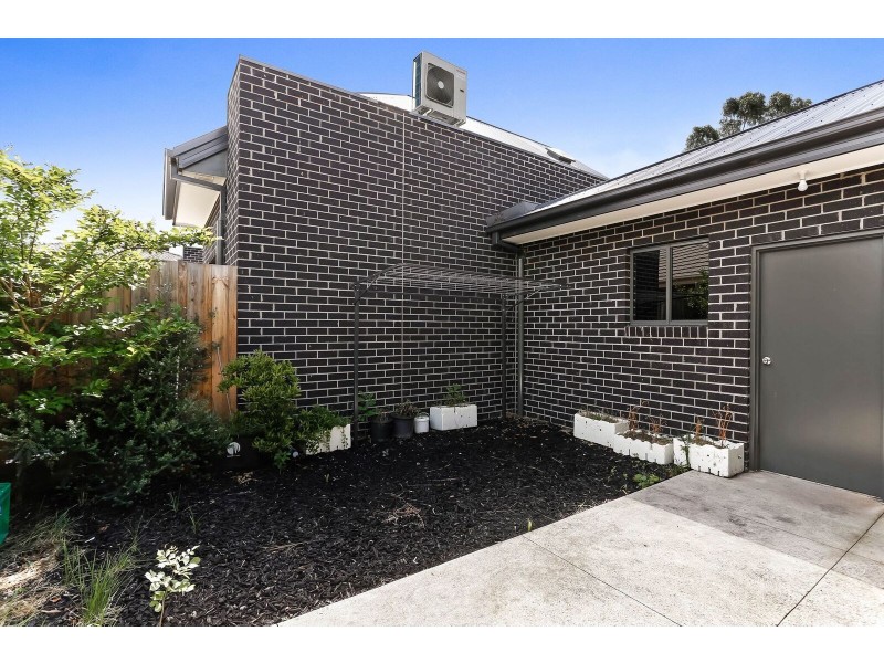 8/135-137 Cardinal Road, Glenroy VIC 3046