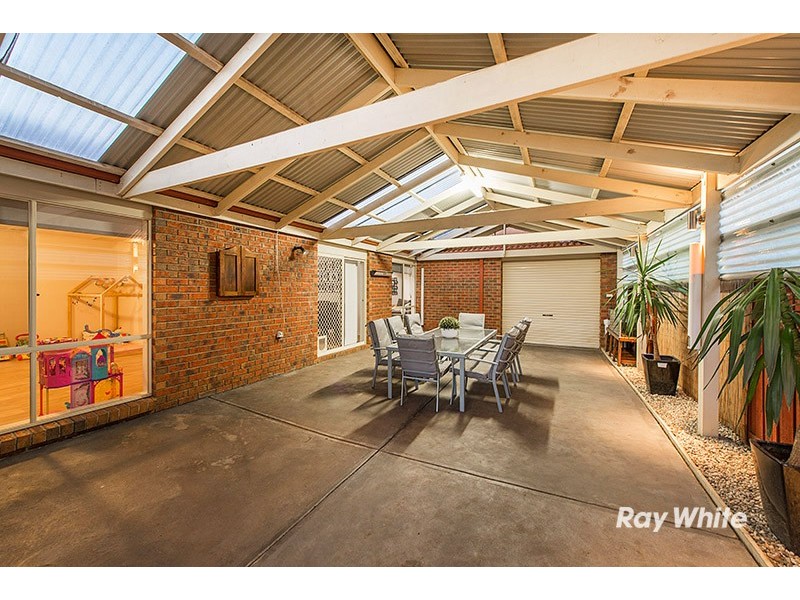 85 Raisell Road, Cranbourne West VIC 3977