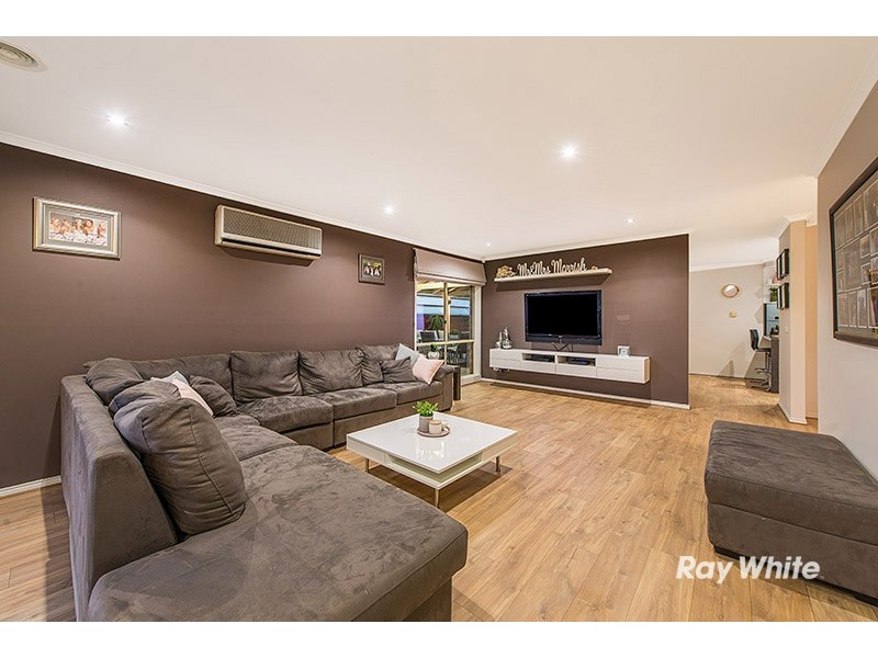 85 Raisell Road, Cranbourne West VIC 3977