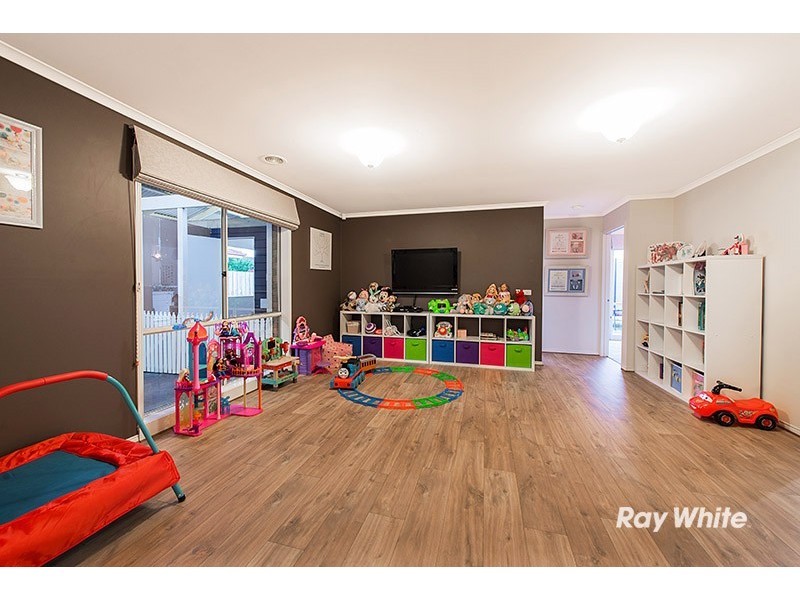 85 Raisell Road, Cranbourne West VIC 3977
