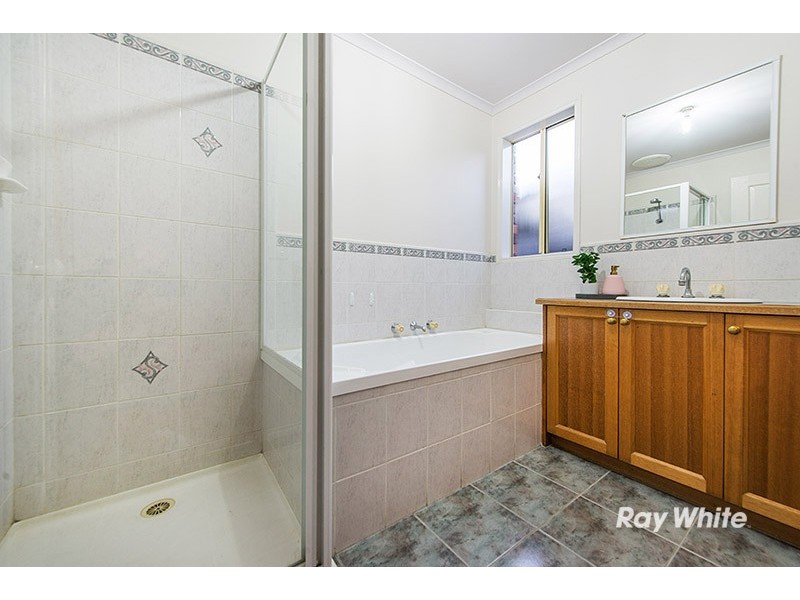 85 Raisell Road, Cranbourne West VIC 3977