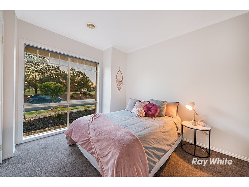 6 Bewley Way, Berwick VIC 3806