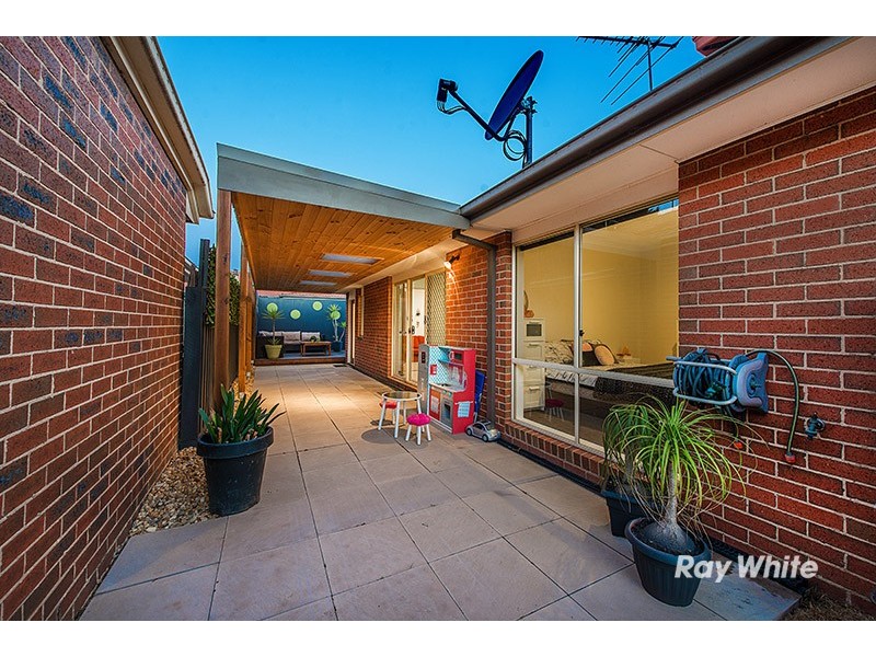 6 Bewley Way, Berwick VIC 3806