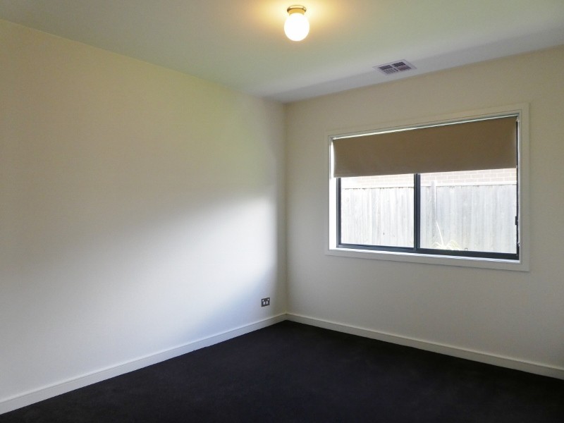 14 Princeton Place, Cranbourne West VIC 3977