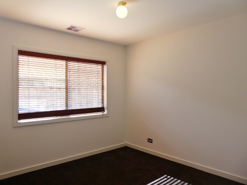 14 Princeton Place, Cranbourne West VIC 3977