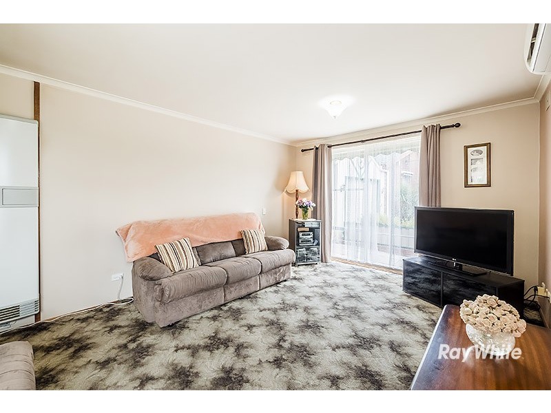 5 Valepark Crescent, Cranbourne VIC 3977