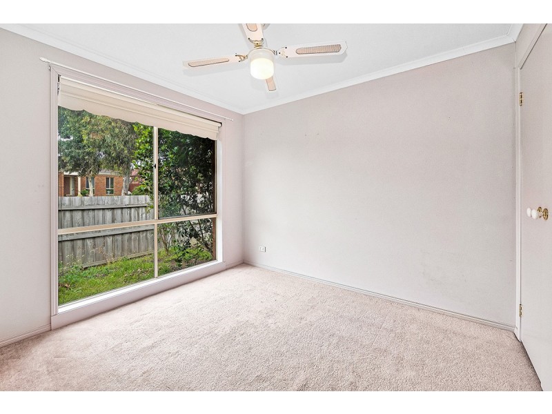 16 Breamlea Way, Cranbourne West VIC 3977